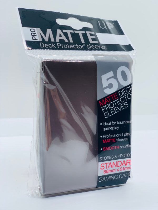 UltraProMatteHuellenStandard50pcsBrown